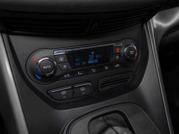 Ford Kuga II с пробегом 2013 года, цена 1 460 000 рублей, 86537 км, внедорожник, Автокод Объявления