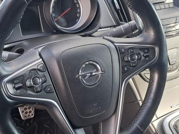 Opel Insignia I Рестайлинг с пробегом 2014 года, цена 1 130 000 рублей, 82703 км, седан, Автокод Объявления