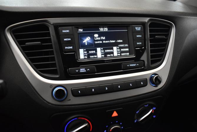Hyundai Solaris II с пробегом 2018 года, цена 1 310 000 рублей, 130054 км, седан, Автокод Объявления