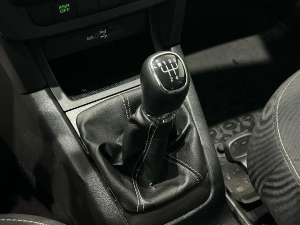 Skoda Yeti I Рестайлинг с пробегом 2015 года, цена 980 000 рублей, 160000 км, внедорожник, Автокод Объявления