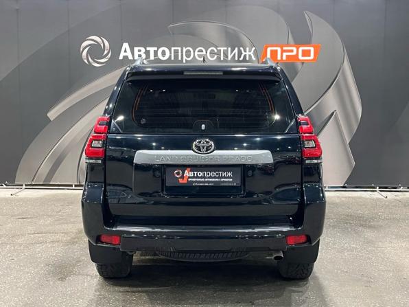 Toyota Land Cruiser Prado 150 Series Рестайлинг 2 с пробегом 2018 года, цена 4 440 000 рублей, 83000 км, внедорожник, Автокод Объявления