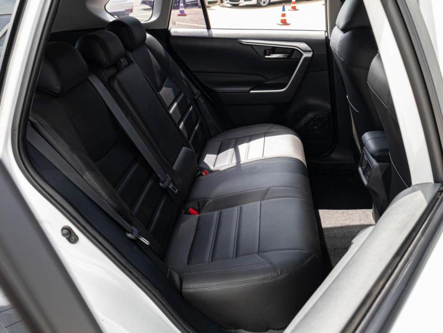 Toyota RAV4 V (XA50) Краснодар  - изображение 7