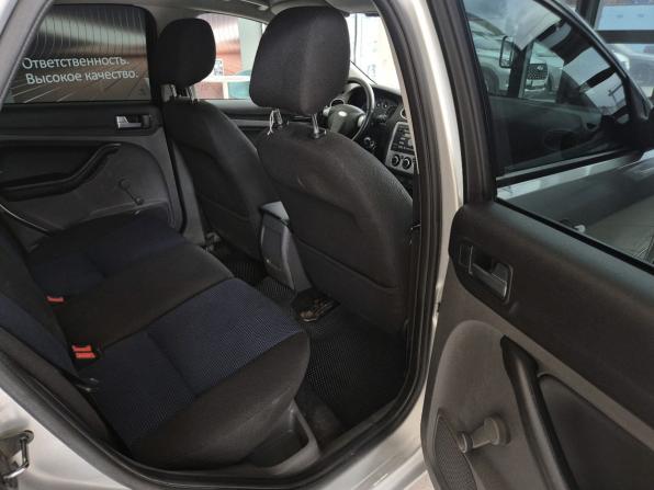 Ford Focus II с пробегом 2005 года, цена 299 000 рублей, 246642 км, седан, Автокод Объявления