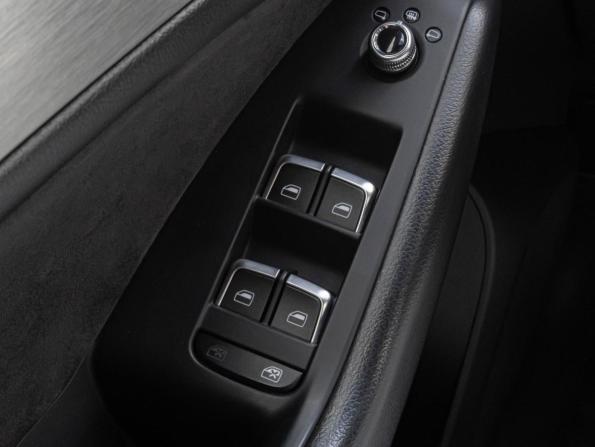Audi Q5 I (8R) Рестайлинг с пробегом 2016 года, цена 2 170 000 рублей, 240948 км, внедорожник, Автокод Объявления