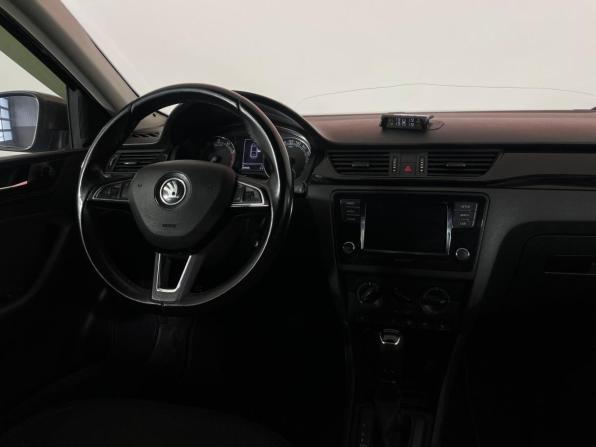 Skoda Rapid I Рестайлинг с пробегом 2017 года, цена 949 000 рублей, 204405 км, лифтбек, Автокод Объявления