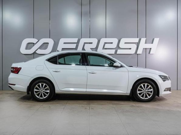 Skoda Superb III с пробегом 2019 года, цена 2 129 000 рублей, 91411 км, лифтбек, Автокод Объявления