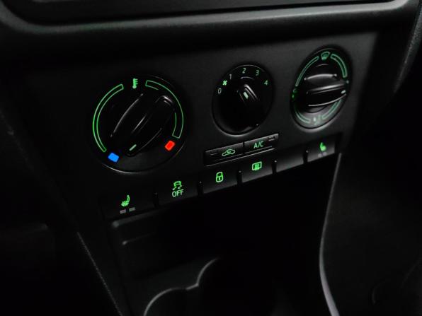 Skoda Rapid I с пробегом 2017 года, цена 1 044 000 рублей, 88000 км, лифтбек, Автокод Объявления
