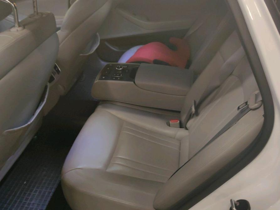 Hyundai Genesis II Санкт-Петербург  - изображение 6