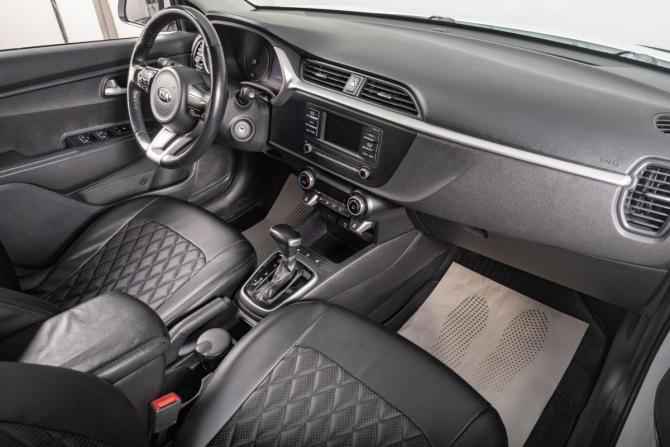 Kia Rio IV Рестайлинг с пробегом 2021 года, цена 1 699 000 рублей, 64500 км, хэтчбек, Автокод Объявления