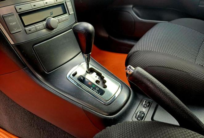 Toyota Avensis II Рестайлинг с пробегом 2006 года, цена 820 000 рублей, 297013 км, седан, Автокод Объявления