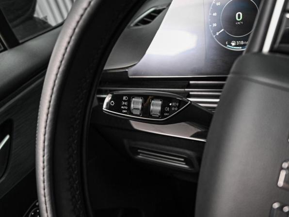 Omoda C5 I с пробегом 2024 года, цена 1 799 000 рублей, 37278 км, внедорожник, Автокод Объявления