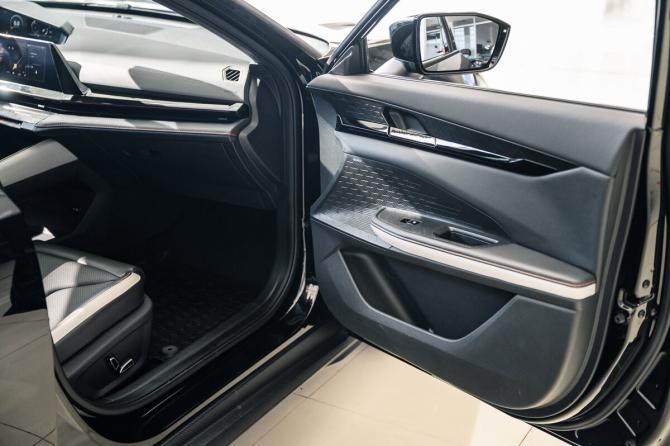 Changan UNI-V I с пробегом 2024 года, цена 2 319 000 рублей, 14000 км, лифтбек, Автокод Объявления
