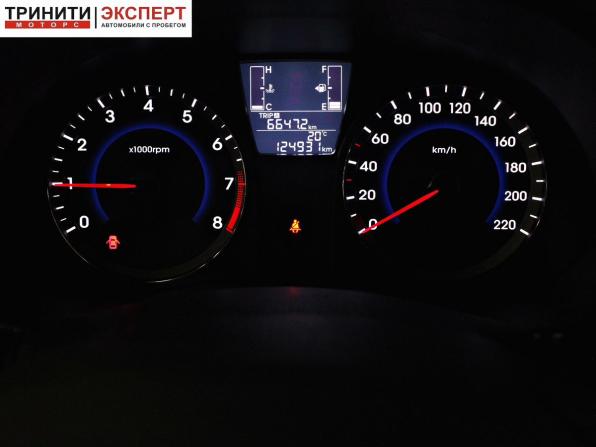 Hyundai Solaris I Рестайлинг с пробегом 2016 года, цена 1 087 000 рублей, 124927 км, седан, Автокод Объявления