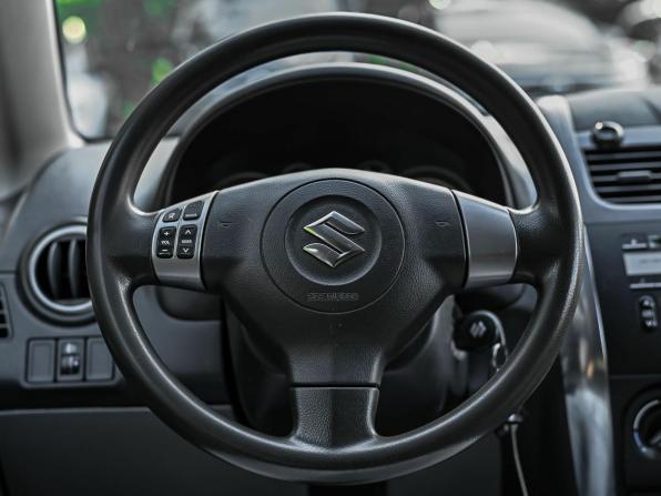 Suzuki SX4 I (Classic) Рестайлинг с пробегом 2011 года, цена 680 000 рублей, 176196 км, хэтчбек, Автокод Объявления