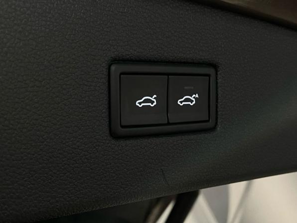 Volkswagen Tiguan II с пробегом 2017 года, цена 2 474 000 рублей, 80416 км, внедорожник, Автокод Объявления
