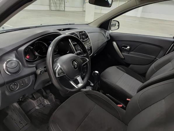 Renault Sandero II Рестайлинг с пробегом 2020 года, цена 1 120 000 рублей, 102001 км, хэтчбек, Автокод Объявления