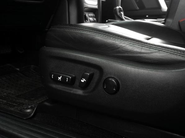 Toyota Land Cruiser Prado 150 Series Рестайлинг 2 с пробегом 2019 года, цена 5 189 000 рублей, 116427 км, внедорожник, Автокод Объявления