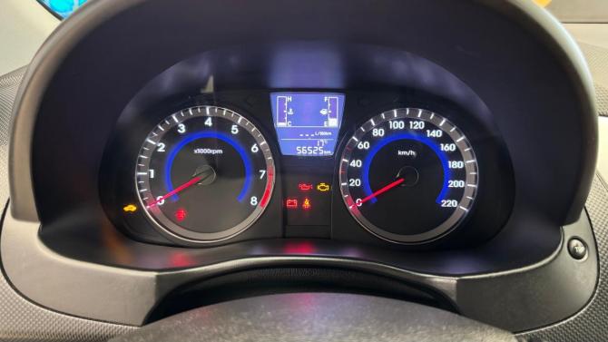Hyundai Solaris I Рестайлинг с пробегом 2015 года, цена 1 115 000 рублей, 56525 км, хэтчбек, Автокод Объявления