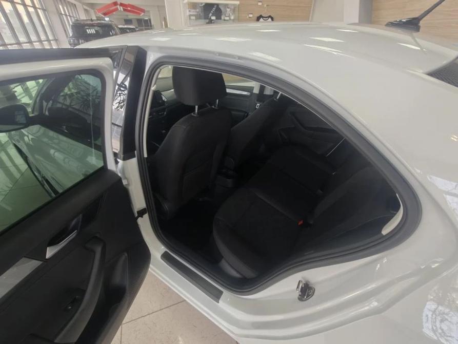 Volkswagen Polo VI Москва  - изображение 13