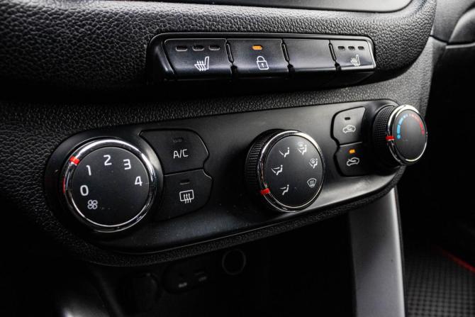 Kia Ceed II с пробегом 2012 года, цена 1 049 000 рублей, 113406 км, универсал, Автокод Объявления
