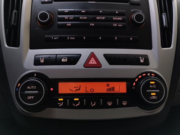 Kia Ceed I с пробегом 2007 года, цена 550 000 рублей, 253896 км, хэтчбек, Автокод Объявления