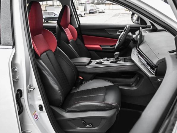 Changan UNI-S (CS55 Plus) с пробегом 2024 года, цена 2 399 000 рублей, 242 км, внедорожник, Автокод Объявления