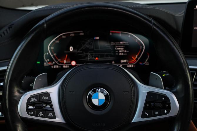 BMW 5 серии VII (G30/G31/G38) Рестайлинг с пробегом 2021 года, цена 6 850 000 рублей, 66769 км, седан, Автокод Объявления
