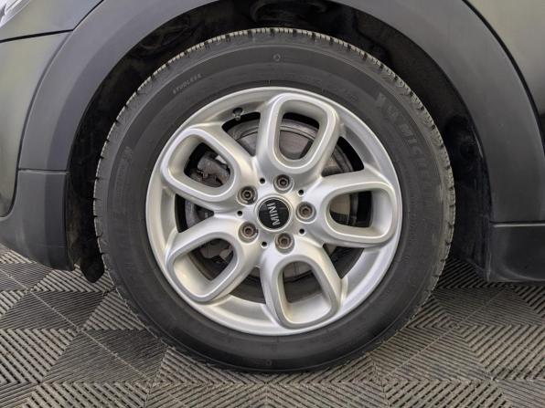 Mini Hatch III (F55/F56) с пробегом 2016 года, цена 1 518 000 рублей, 87427 км, хэтчбек, Автокод Объявления