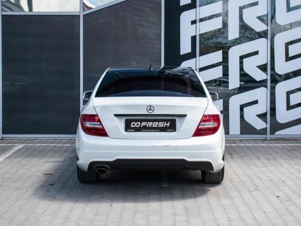 Mercedes-Benz C-Класс III (W204) Рестайлинг с пробегом 2012 года, цена 1 260 000 рублей, 190644 км, седан, Автокод Объявления