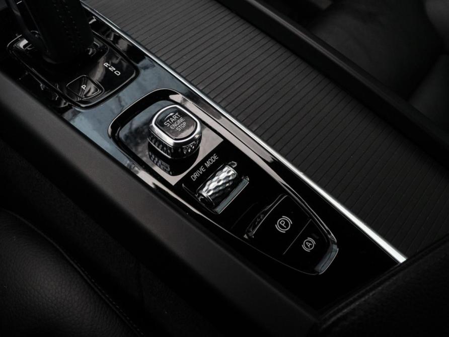 Volvo XC60 II Москва  - изображение 19