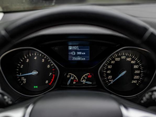 Ford Focus III с пробегом 2015 года, цена 811 000 рублей, 256080 км, хэтчбек, Автокод Объявления