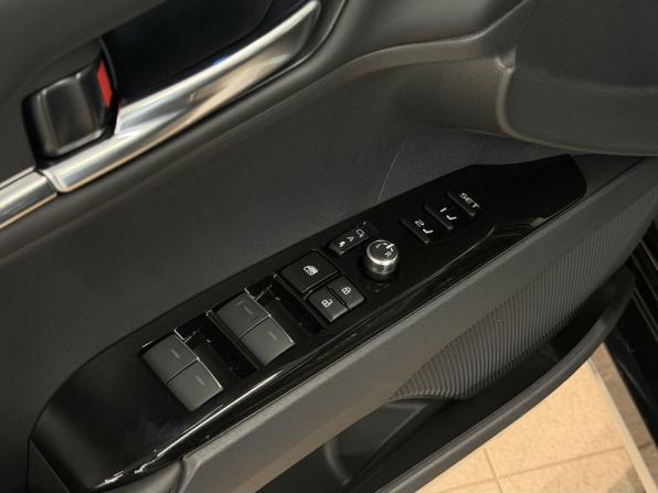 Toyota Camry IX (XV80) China Market с пробегом 2026 года, цена 4 290 000 рублей, 63 км, седан, Автокод Объявления
