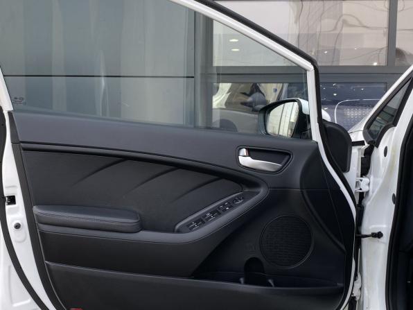 Kia Cerato III Рестайлинг (Classic) с пробегом 2018 года, цена 1 399 000 рублей, 84088 км, седан, Автокод Объявления