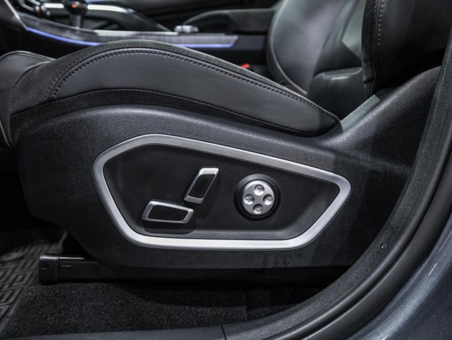 Geely Tugella I Рестайлинг Санкт-Петербург  - изображение 28