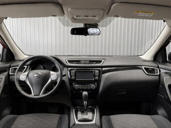 Nissan Qashqai II с пробегом 2015 года, цена 1 397 000 рублей, 136613 км, внедорожник, Автокод Объявления