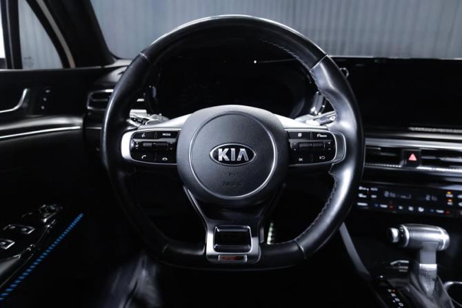Kia K5 III с пробегом 2021 года, цена 2 799 000 рублей, 110041 км, седан, Автокод Объявления