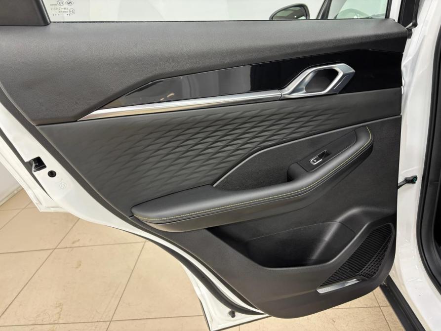 Geely Coolray I Рестайлинг Альметьевск  - изображение 17