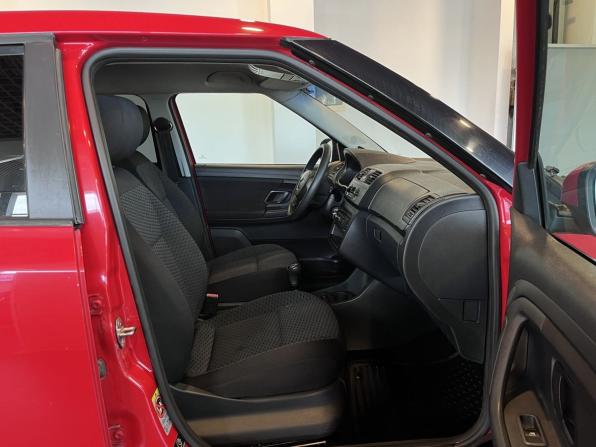 Skoda Fabia II Рестайлинг с пробегом 2011 года, цена 580 000 рублей, 133980 км, хэтчбек, Автокод Объявления