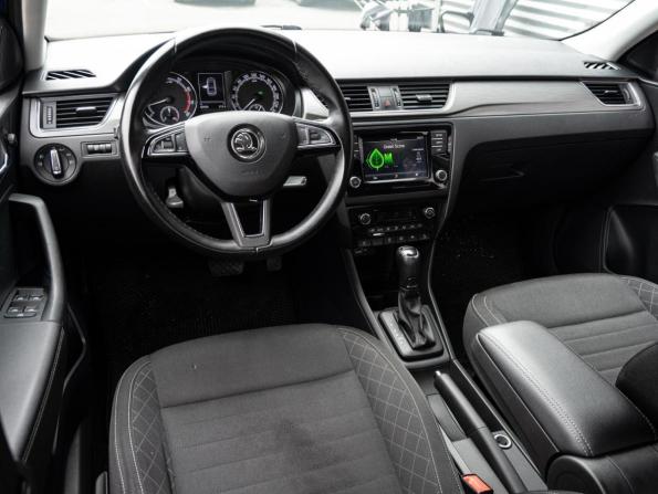 Skoda Rapid I Рестайлинг с пробегом 2018 года, цена 1 390 000 рублей, 87979 км, лифтбек, Автокод Объявления