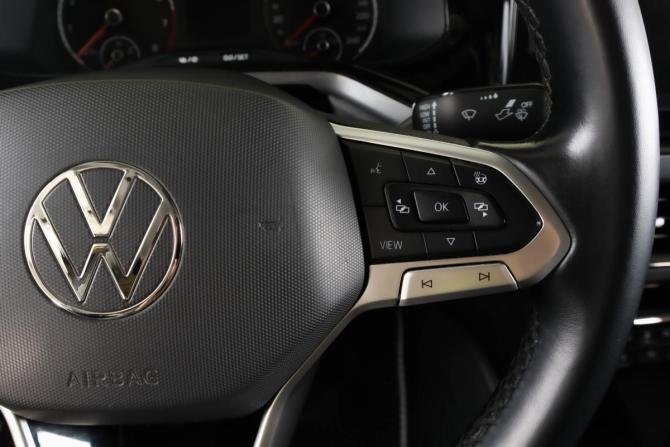 Volkswagen Polo VI с пробегом 2021 года, цена 1 039 000 рублей, 260000 км, лифтбек, Автокод Объявления