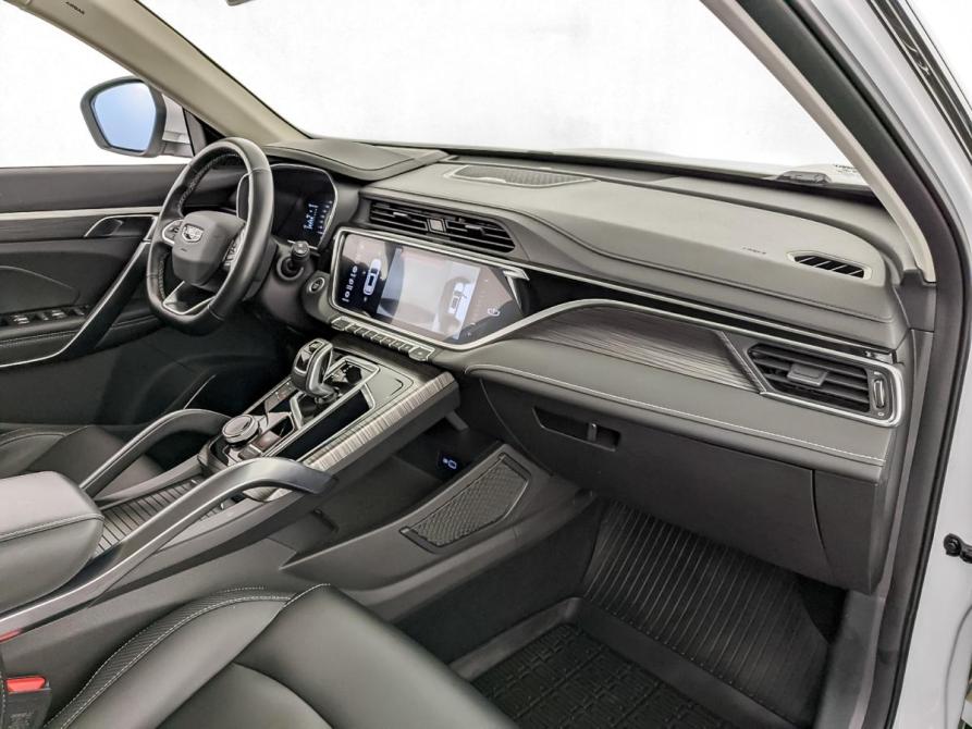 Geely Atlas Pro Москва  - изображение 11