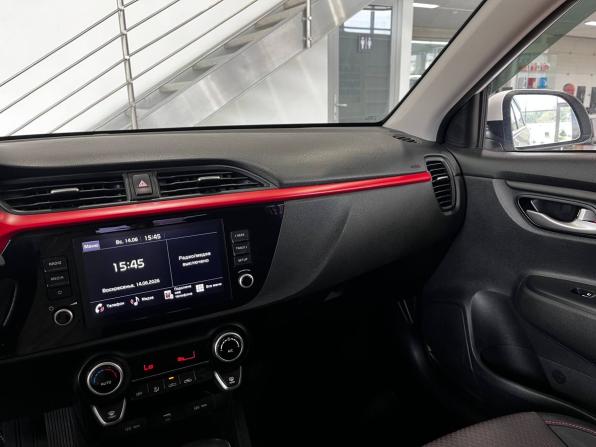 Kia Rio IV Рестайлинг с пробегом 2021 года, цена 1 829 900 рублей, 80000 км, хэтчбек, Автокод Объявления