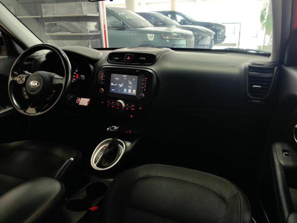 Kia Soul II Рестайлинг с пробегом 2018 года, цена 1 349 000 рублей, 108030 км, хэтчбек, Автокод Объявления