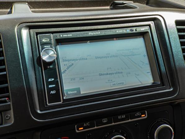 Volkswagen Caravelle T5 Рестайлинг с пробегом 2013 года, цена 2 135 000 рублей, 300375 км, минивэн, Автокод Объявления