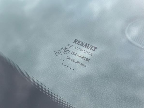 Renault Kaptur I с пробегом 2017 года, цена 1 289 000 рублей, 110000 км, внедорожник, Автокод Объявления