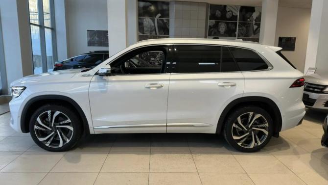 Geely Monjaro I Рестайлинг с пробегом 2024 года, цена 4 099 000 рублей, 8379 км, внедорожник, Автокод Объявления