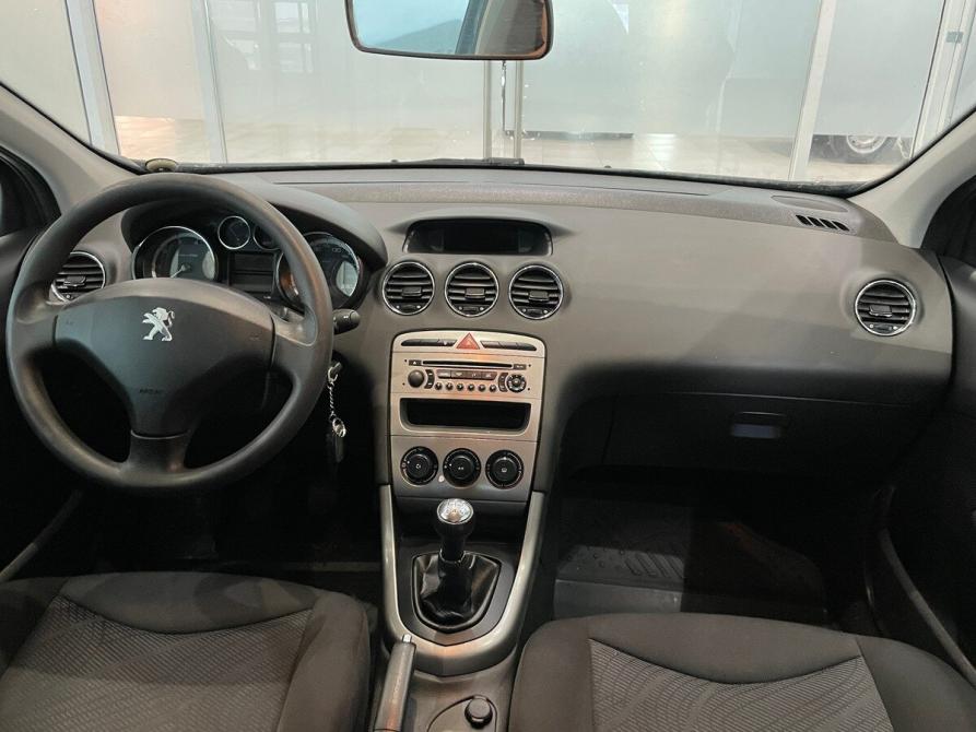 Peugeot 308 I Рестайлинг Москва  - изображение 5