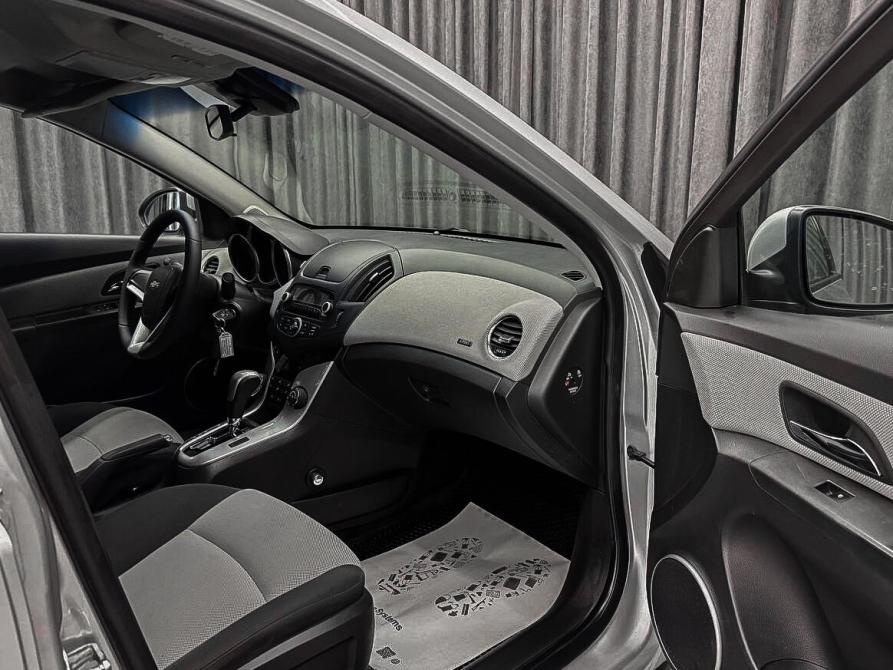 Chevrolet Cruze I Рестайлинг Красноярск  - изображение 10