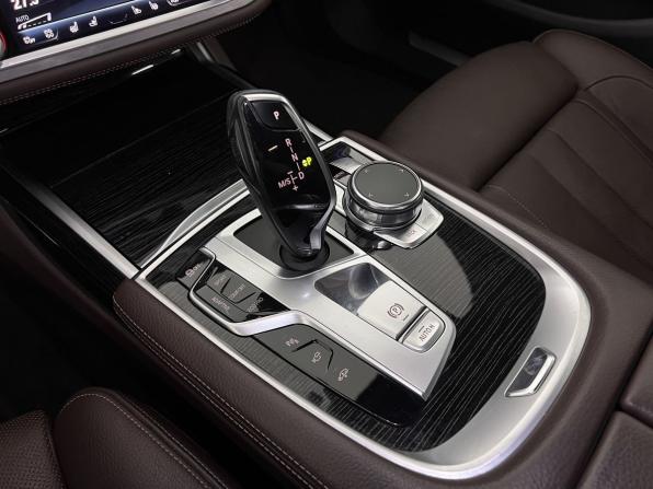 BMW 7 серии VI (G11/G12) с пробегом 2018 года, цена 4 250 000 рублей, 128202 км, седан, Автокод Объявления