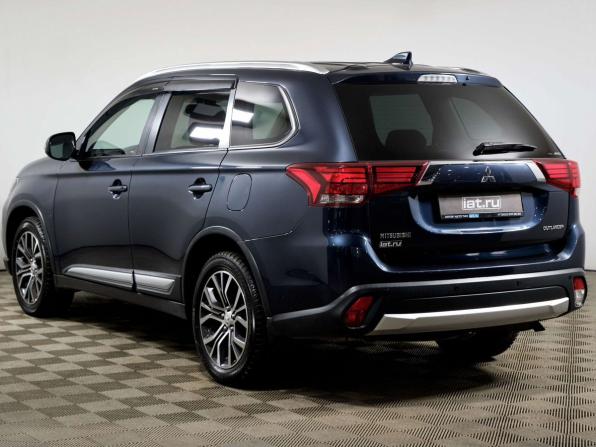 Mitsubishi Outlander III Рестайлинг 2 с пробегом 2018 года, цена 1 798 000 рублей, 173278 км, внедорожник, Автокод Объявления